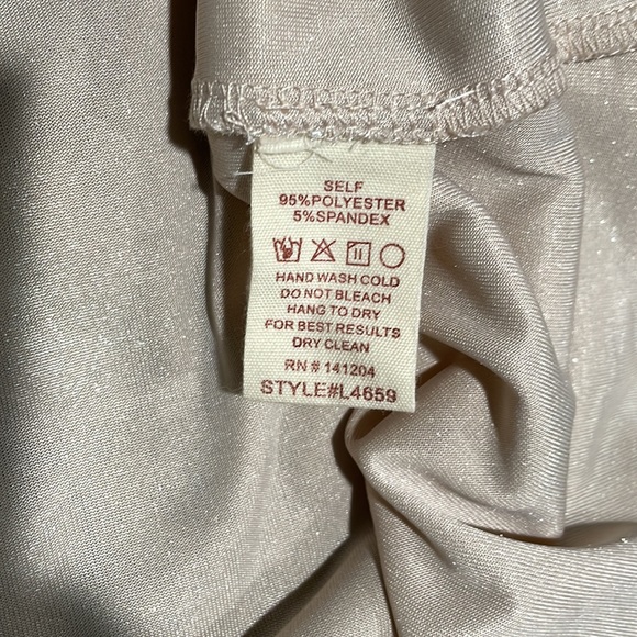 NWT hem & thread tan crushed velvet off-shoulder top. Romantic with bows. - Picture 12 of 12